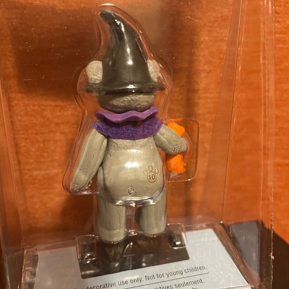 Hallmark Itty Bitty Halloween Bear Merry Ministure - Picture 3 of 7
